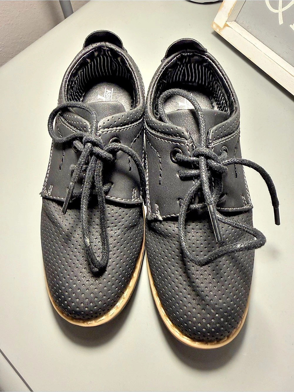 Ashford Hayes Black Perforated Lace-Up Oxfords